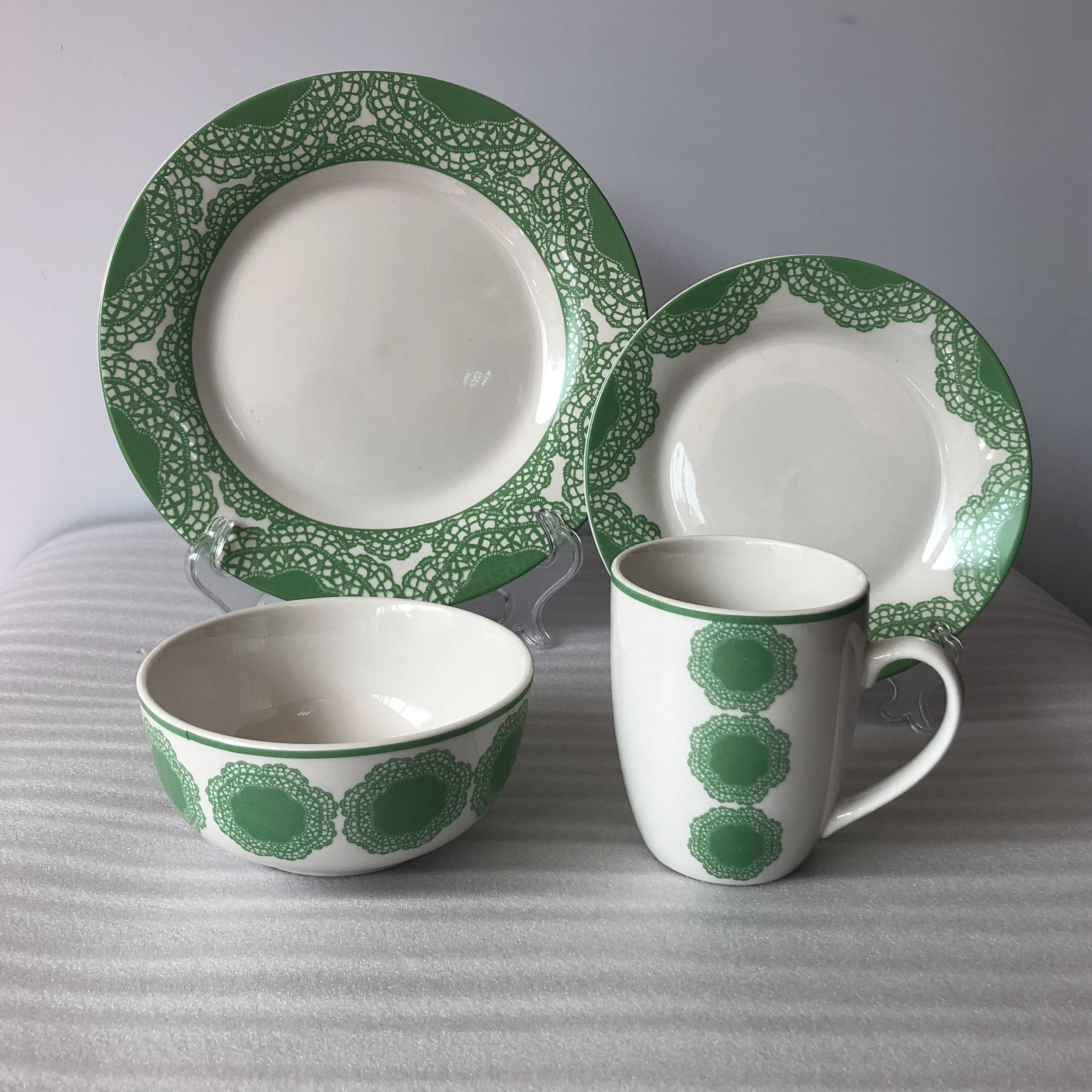 Porcelain Dinner Set With Decal
