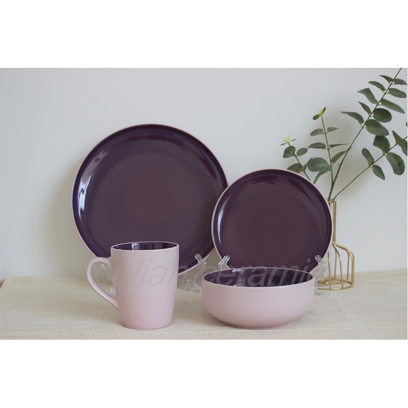 Reactive dinnerware