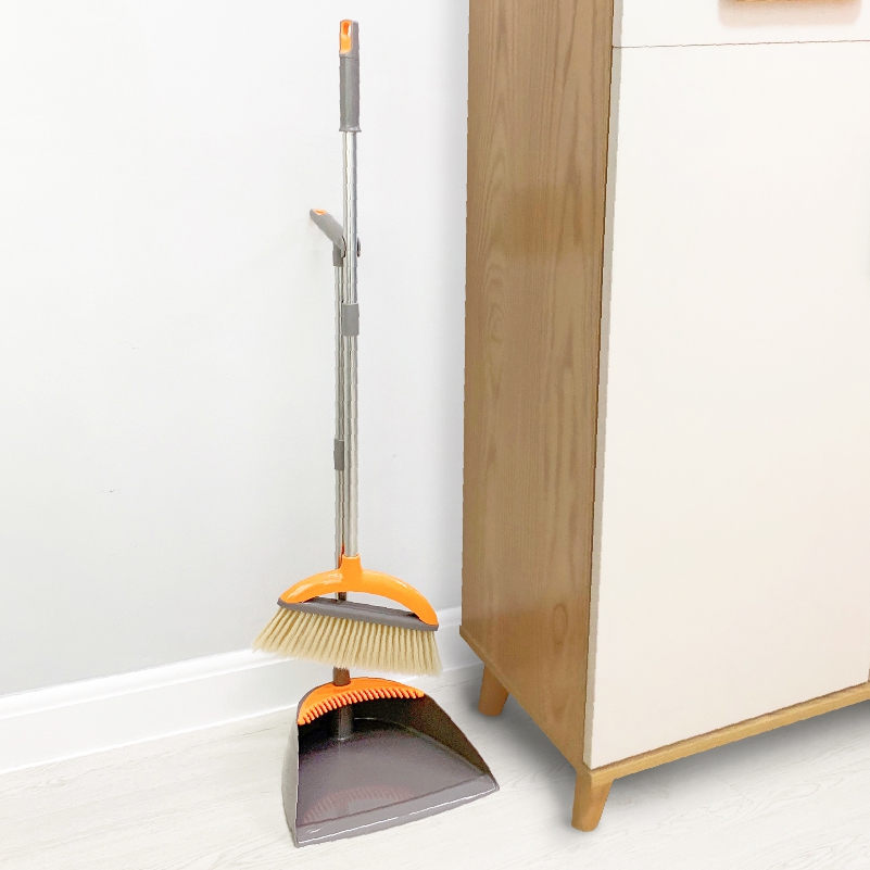 Fan Dustpan & Broom Set