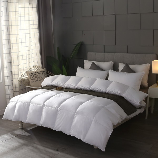 100%cotton sateen feather & down quilts