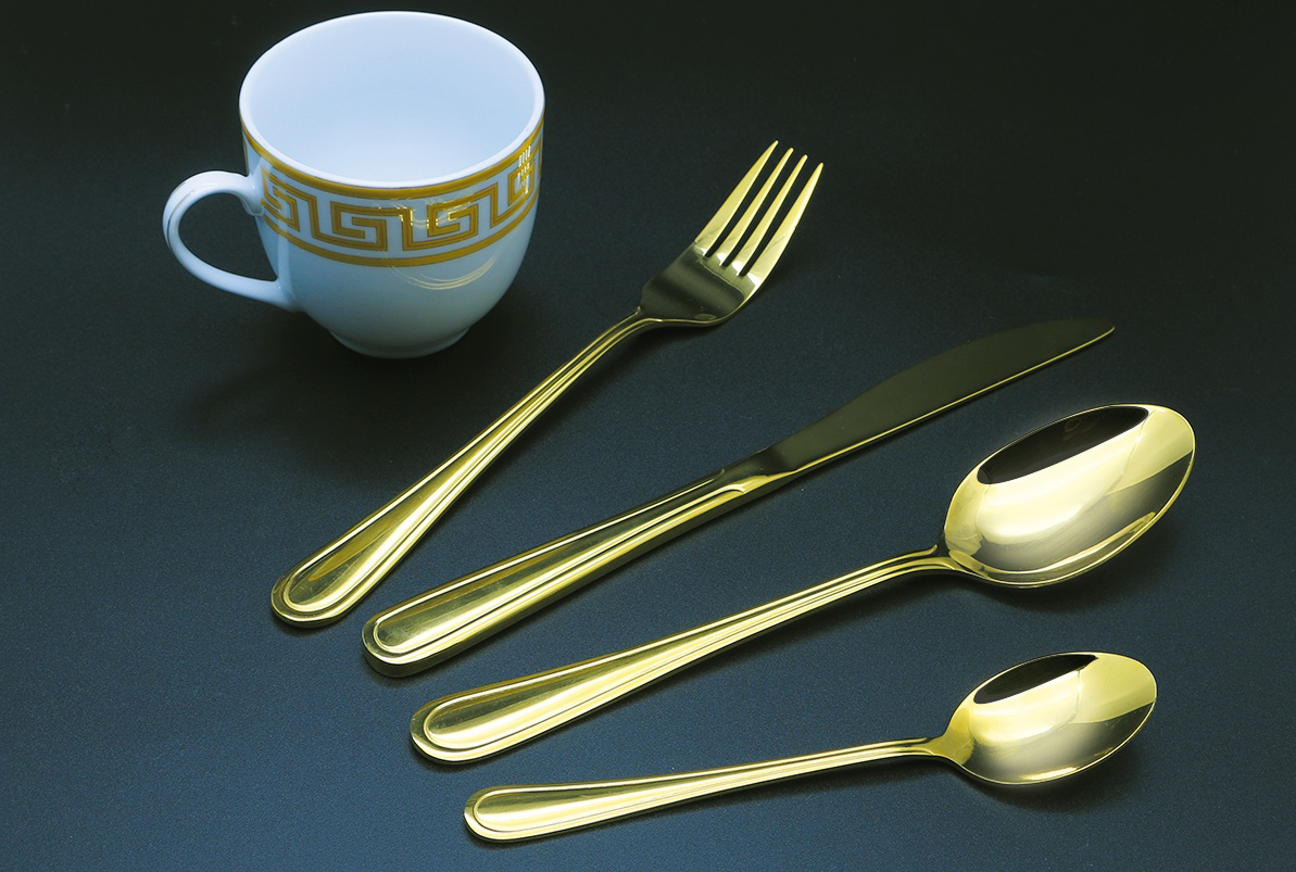 PVD cutlery set