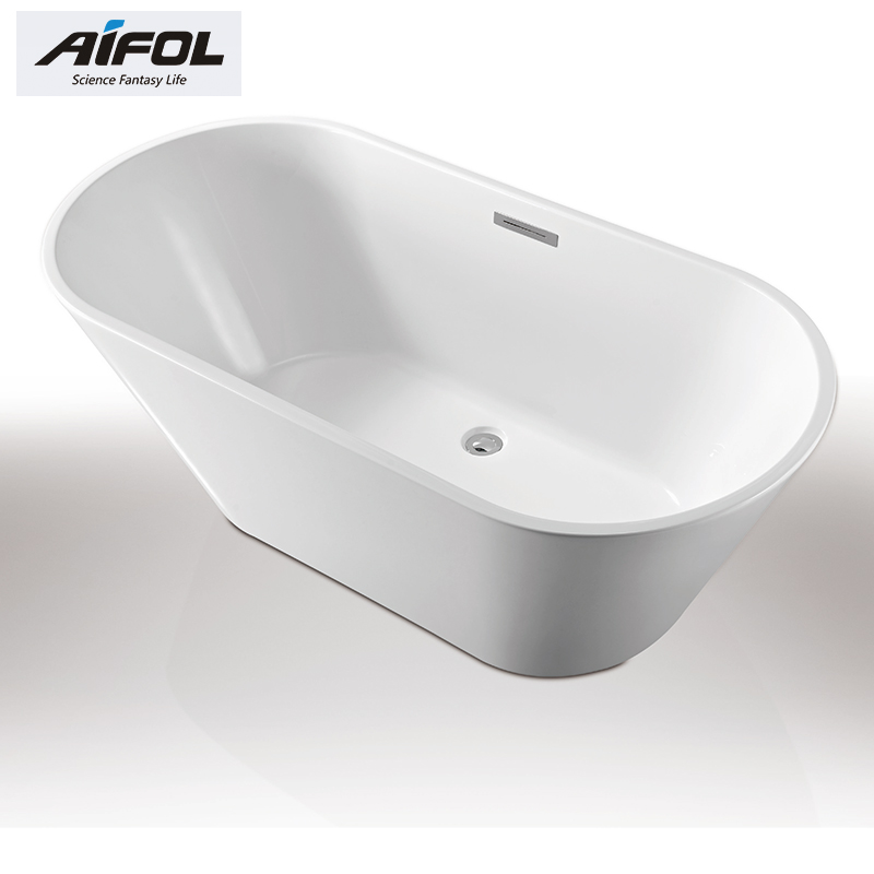 Free standing bathtub