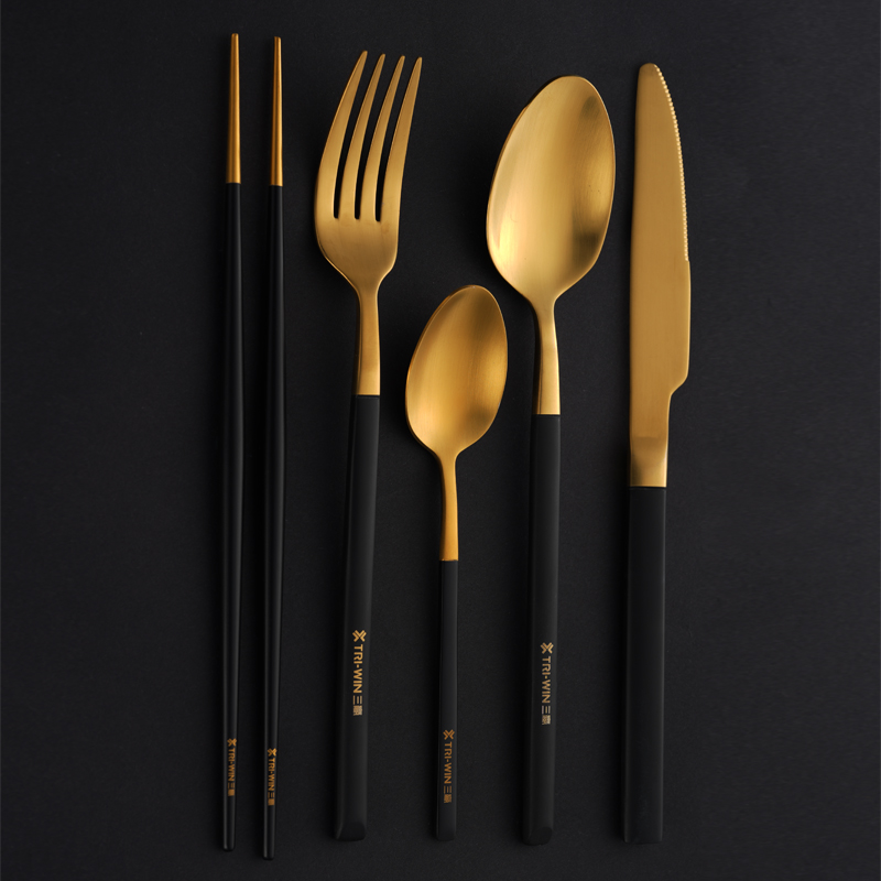 18/10 Stainless Steel Flatware Set with Serving Utensil Set