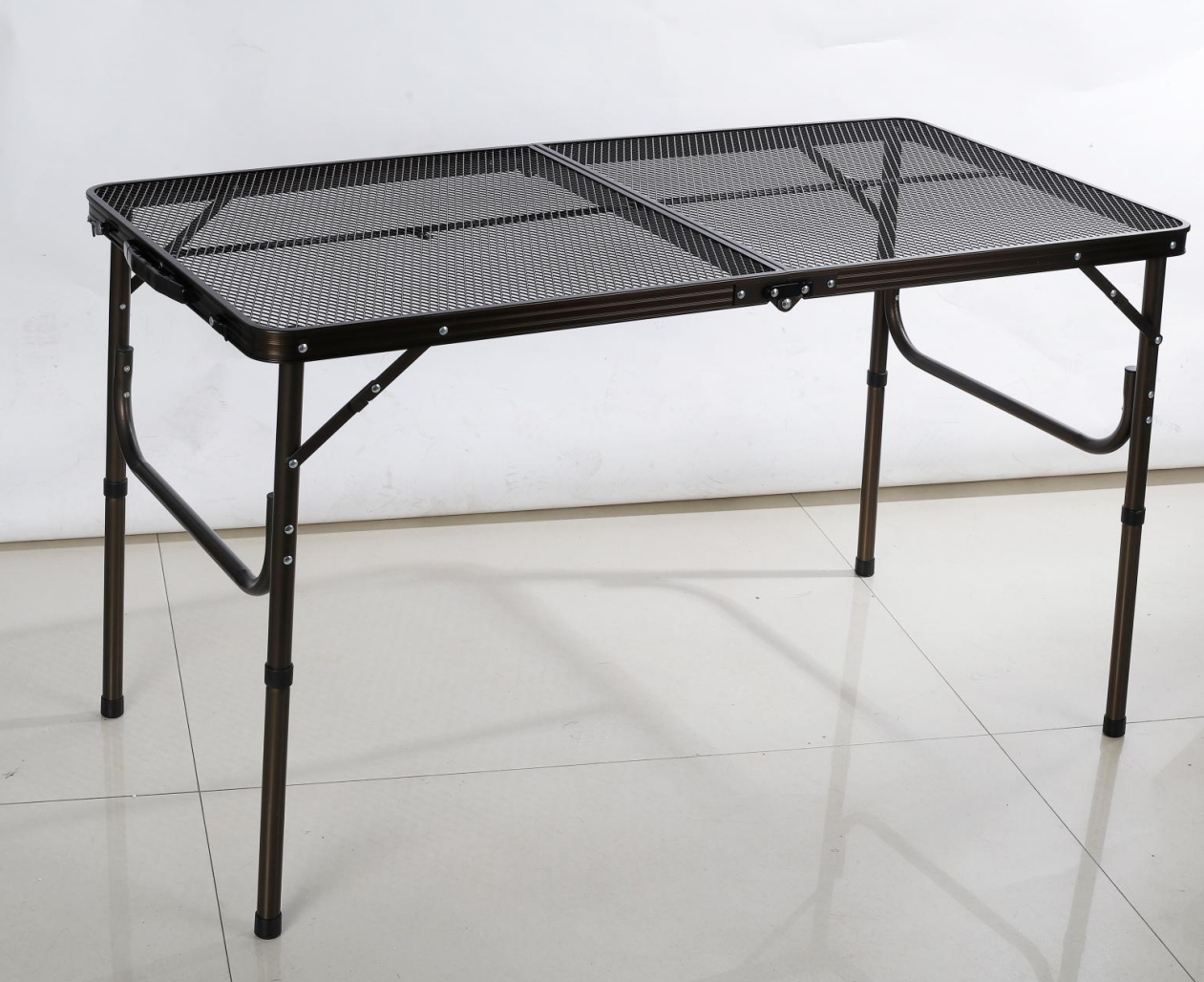 folding table