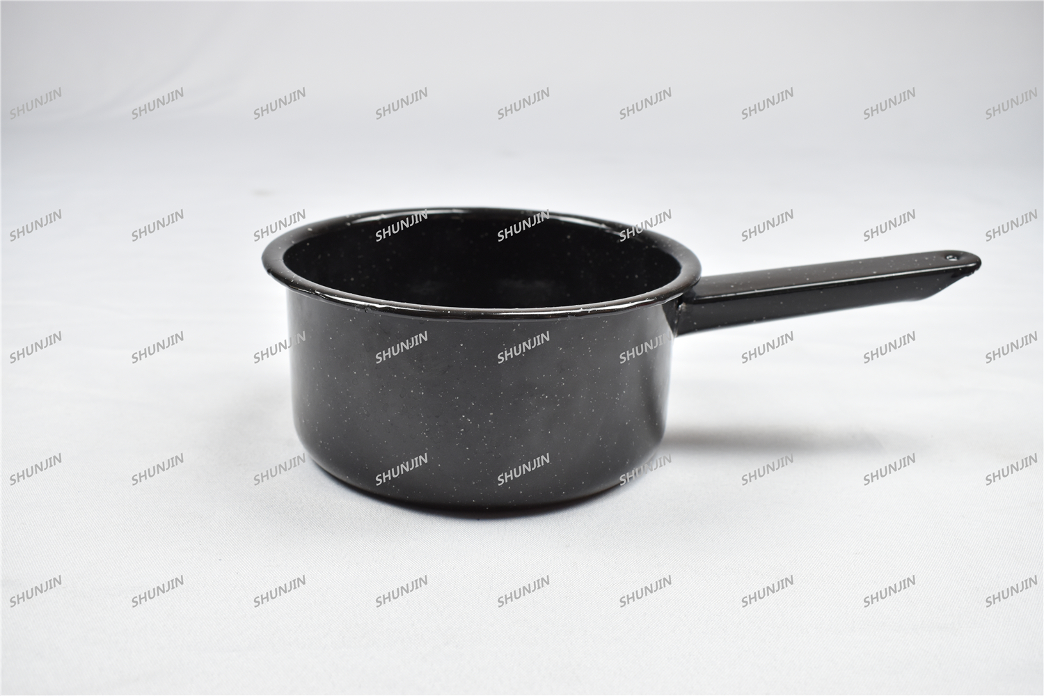 enamel sauce pot
