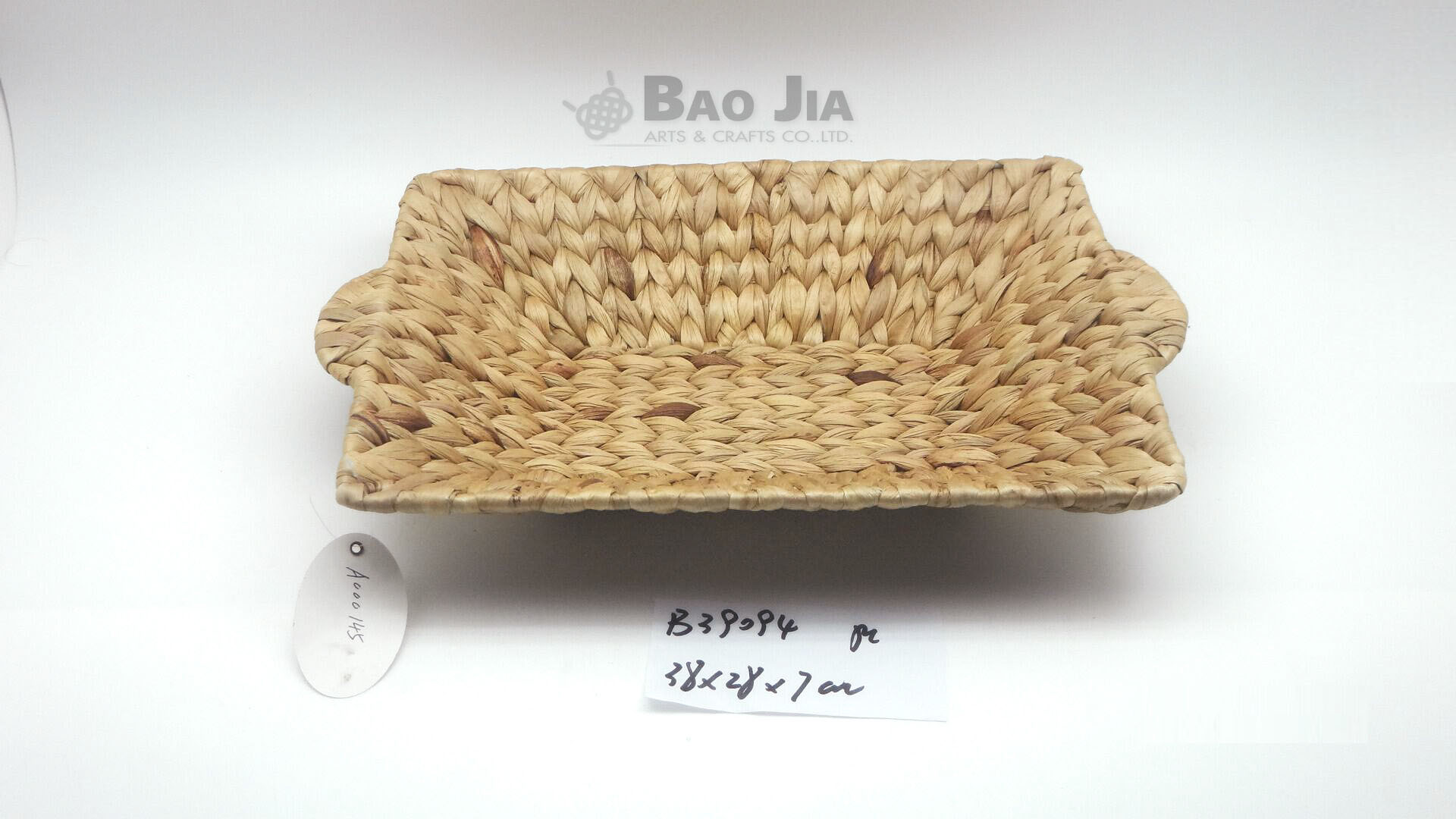water hyacinth and wire basket in 4 shapes