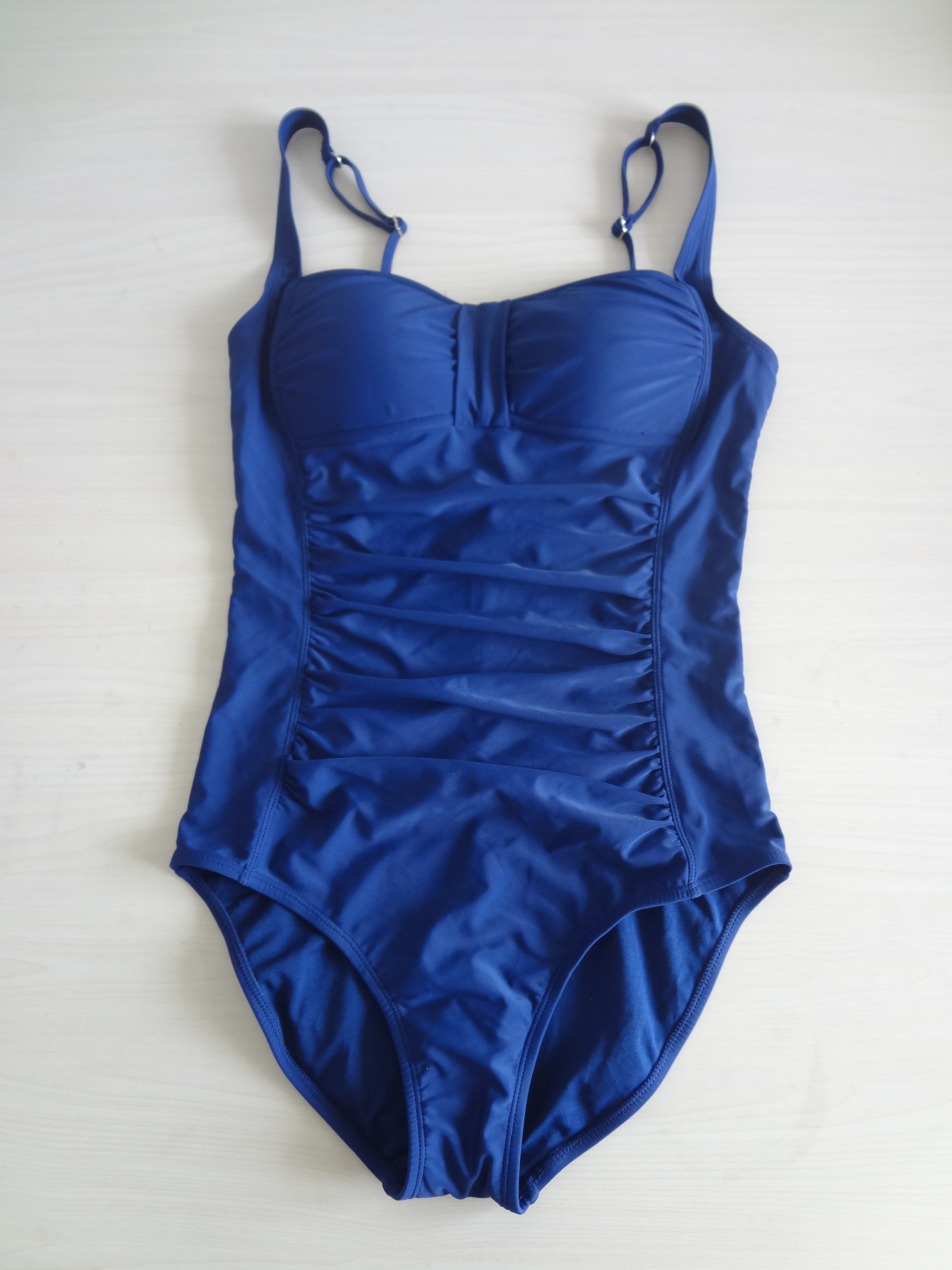 Women's plus-size swimwear, sexy one-piece swimwear