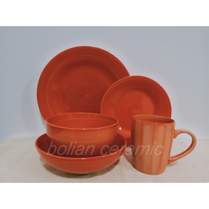 Hand painting dinnerware