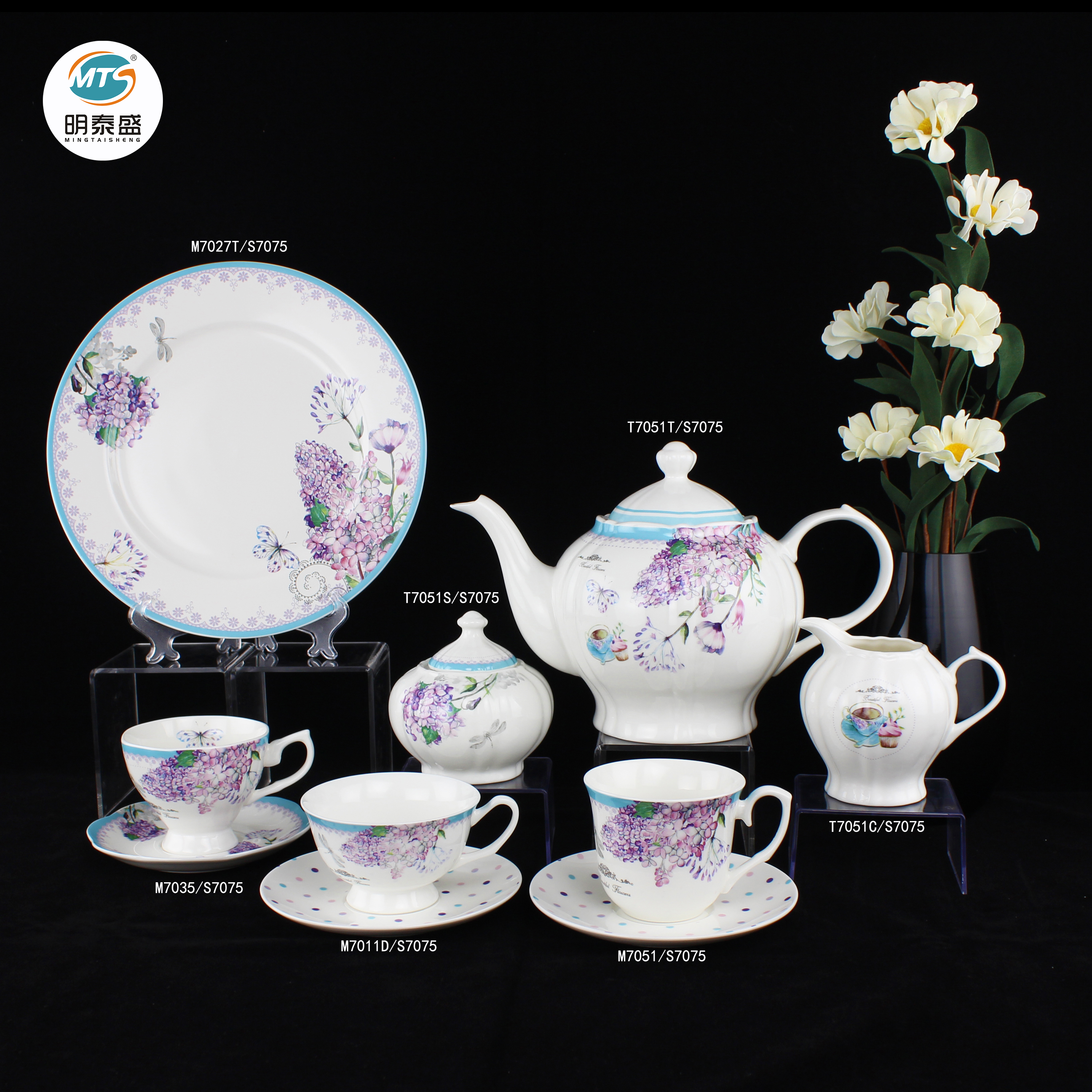 Ceramic tea set