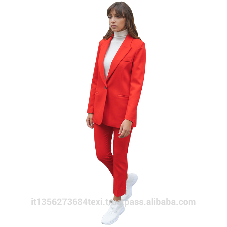 ladie's suit
