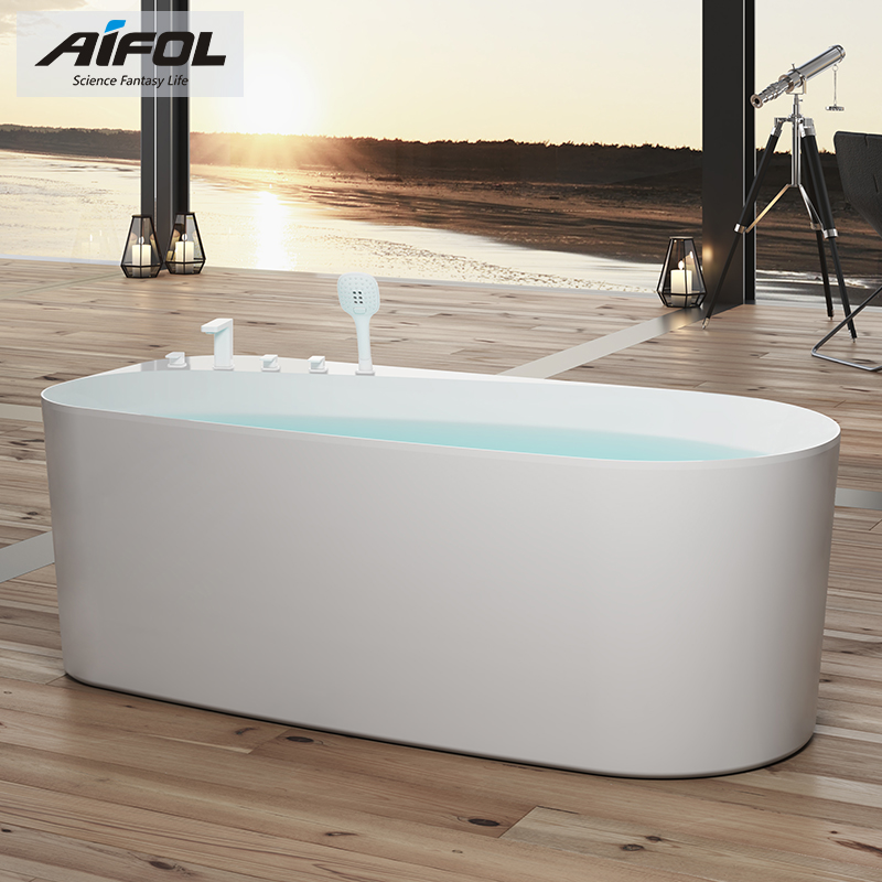 Free standing bathtub
