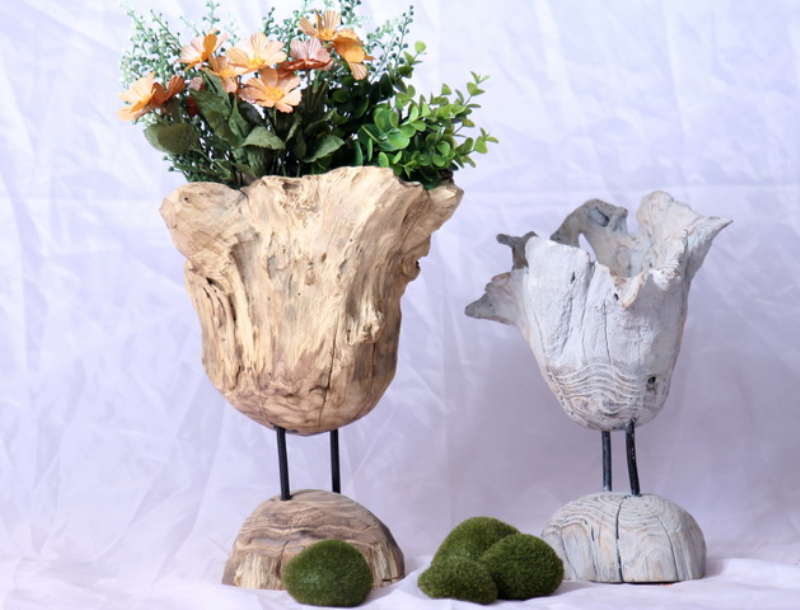 home outdoor wooden decoration