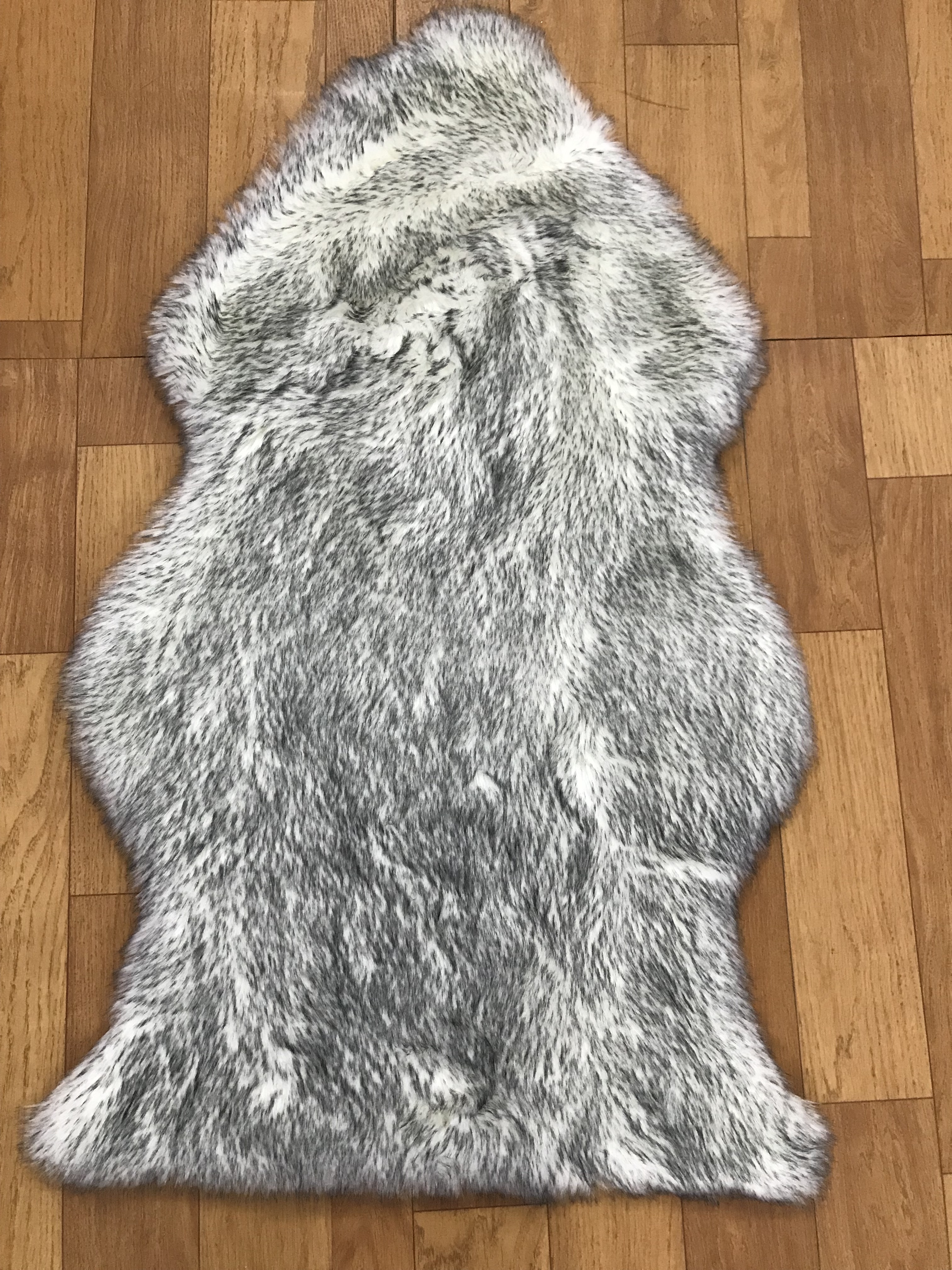 Animal -like fur mat
