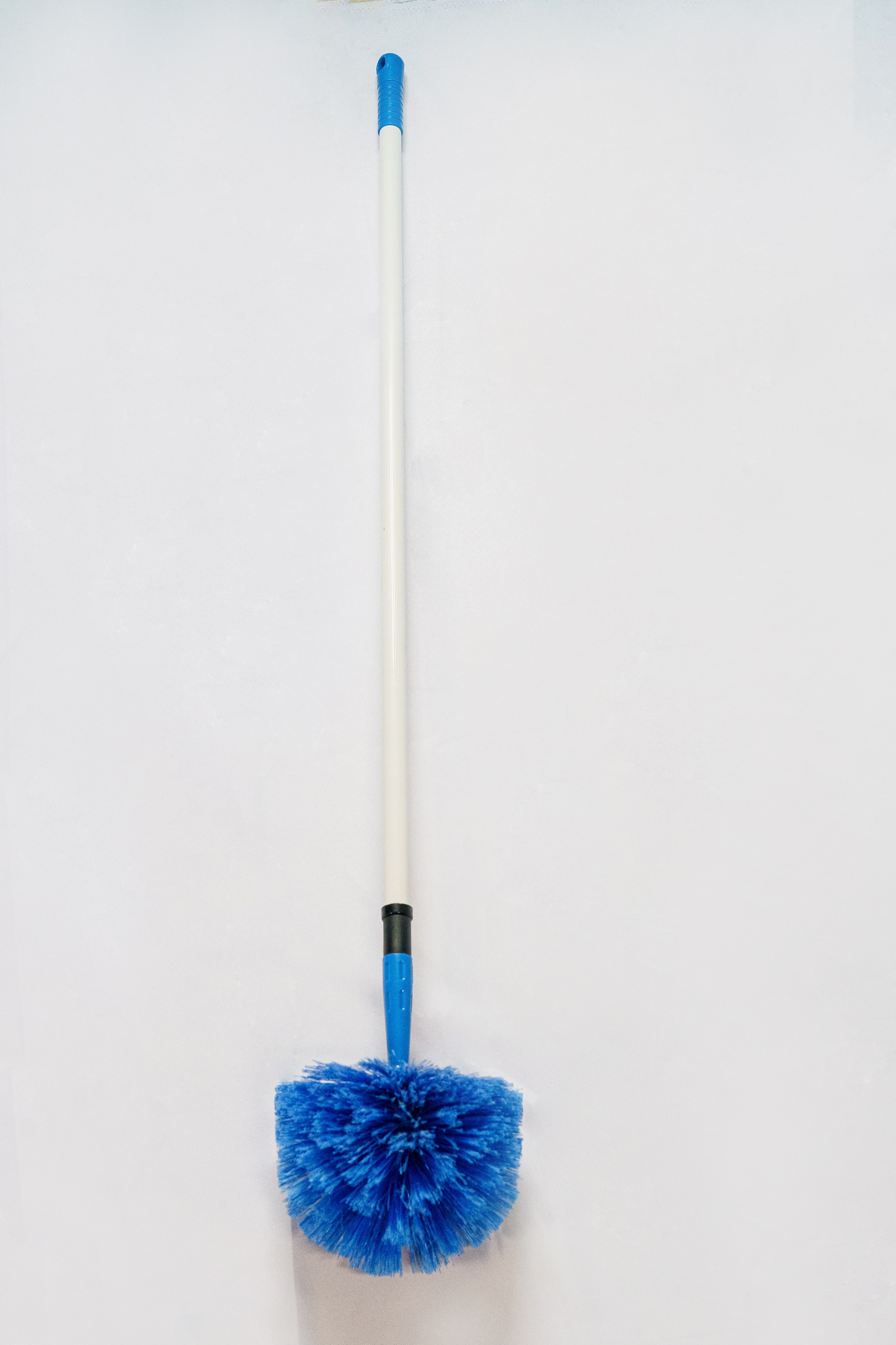 Ceiling brush