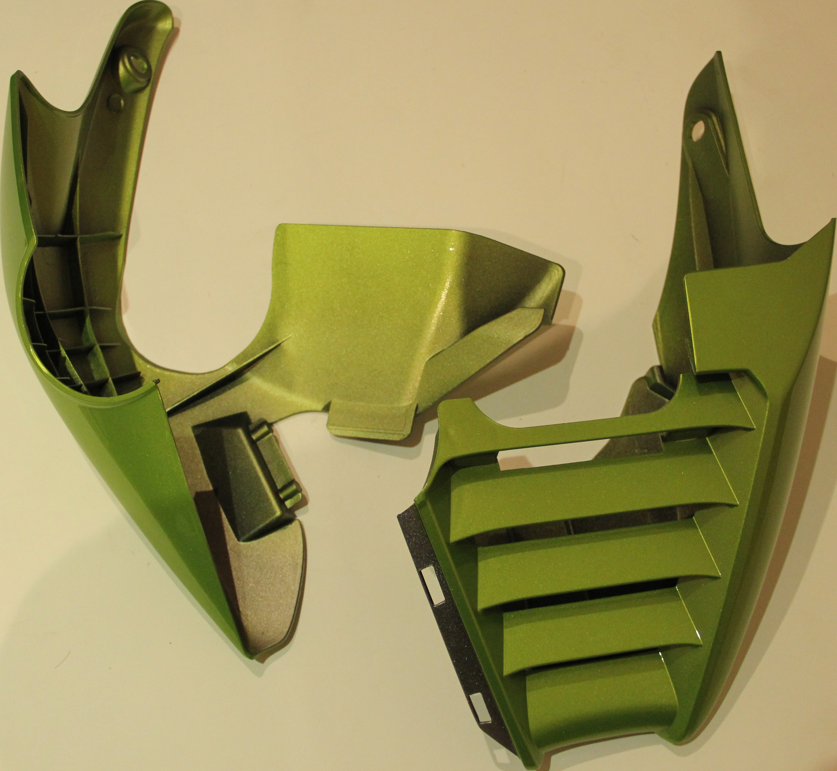 Motorcycle bottom fender