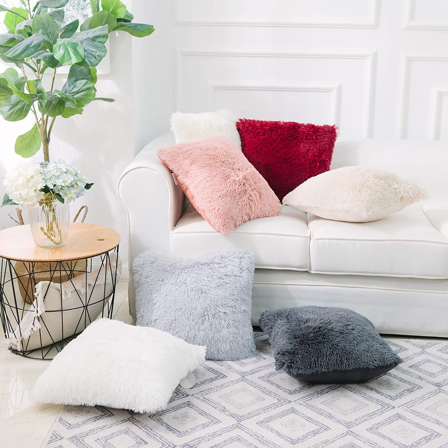 shaggy pillow/faux fur pillow/fluffy pillow