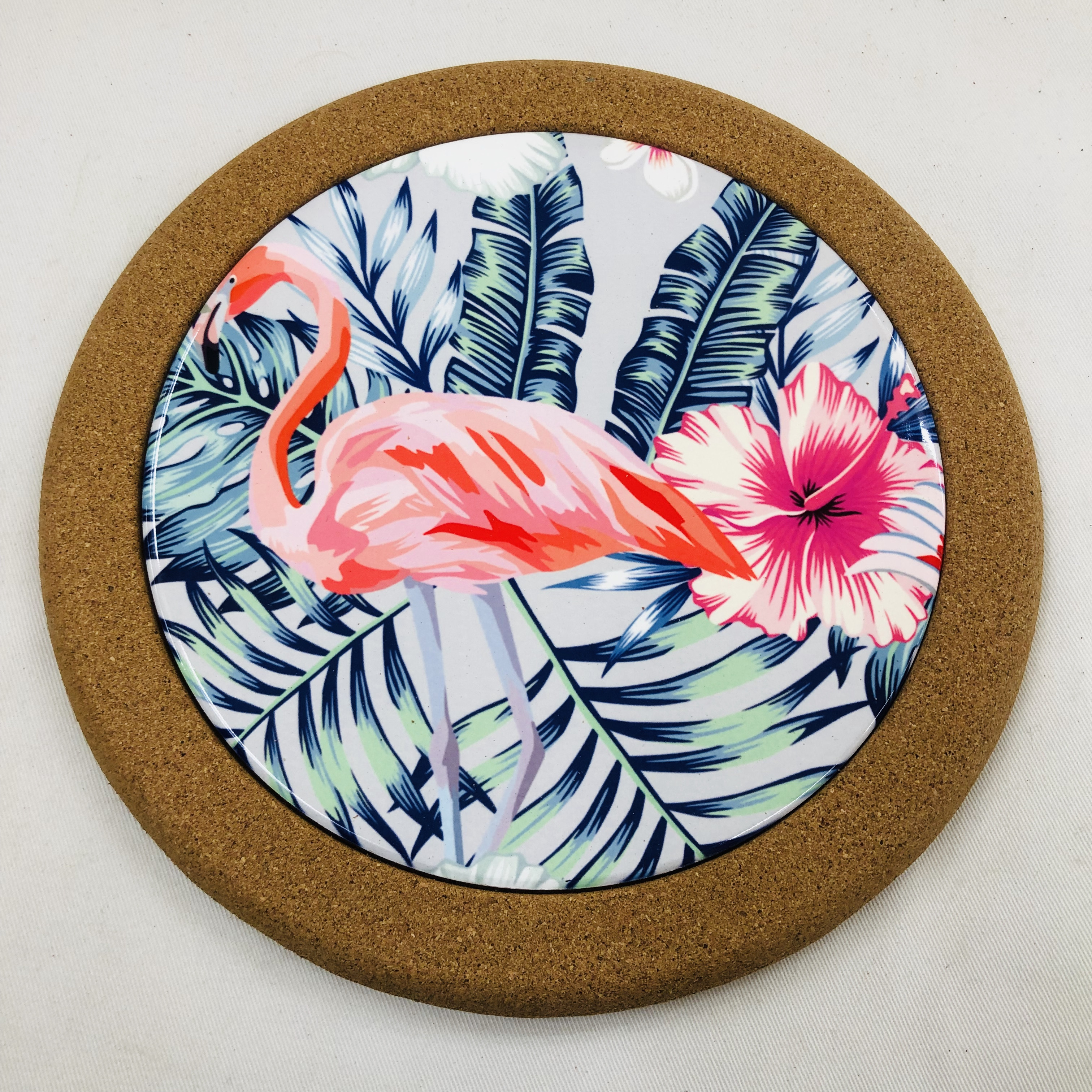 Ceramic heat-proof and thickened household heat-insulated trivet