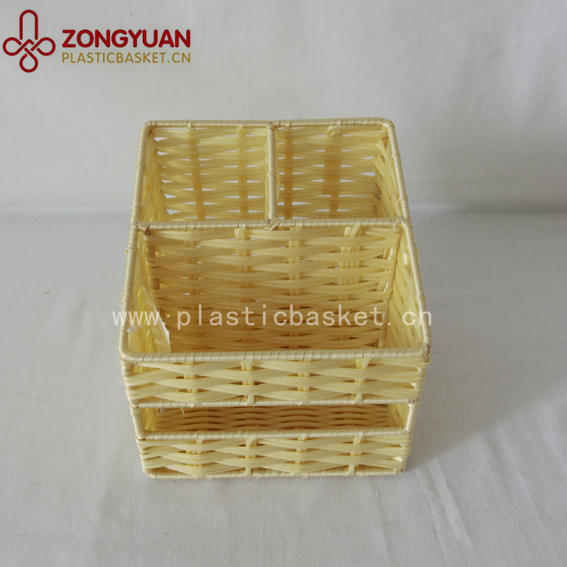 Storage basket