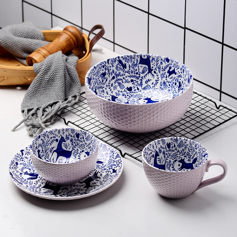 Ceramic dinnerware sets