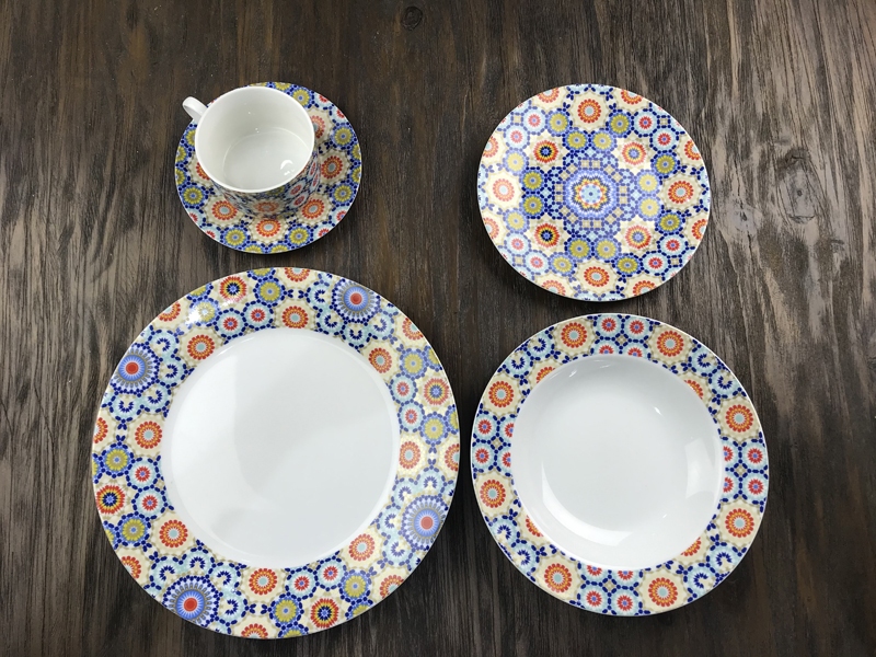 Porcelain Dinner Set