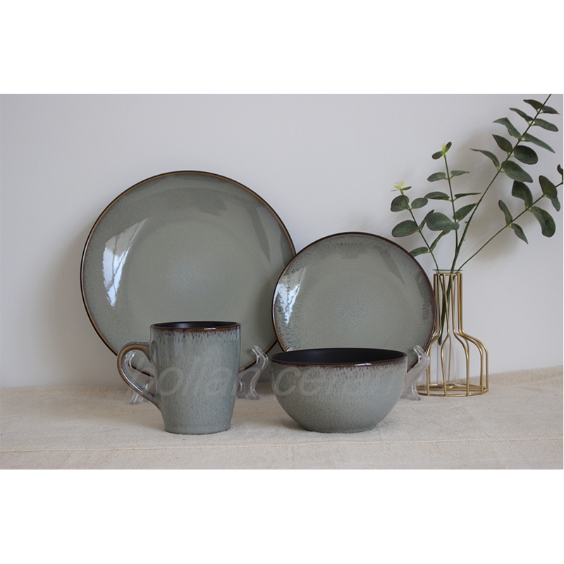 reactive glaze