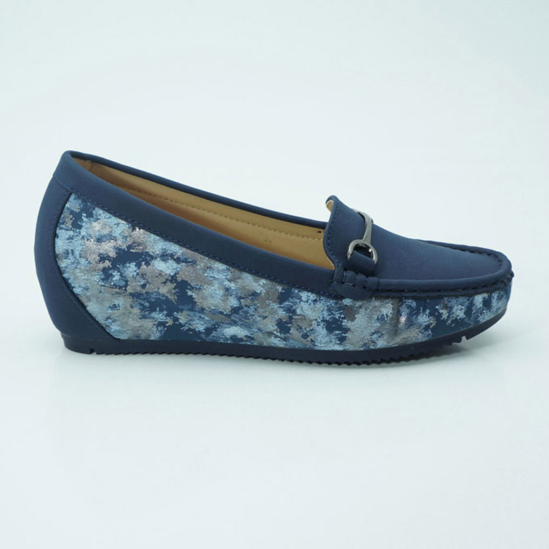 Classic and comfortable inside heighten lady shoes