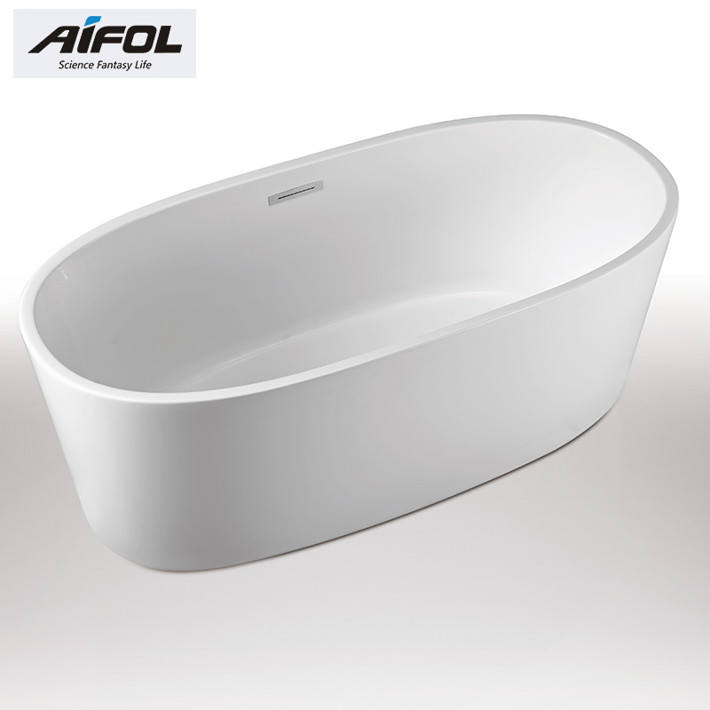 Free standing bathtub