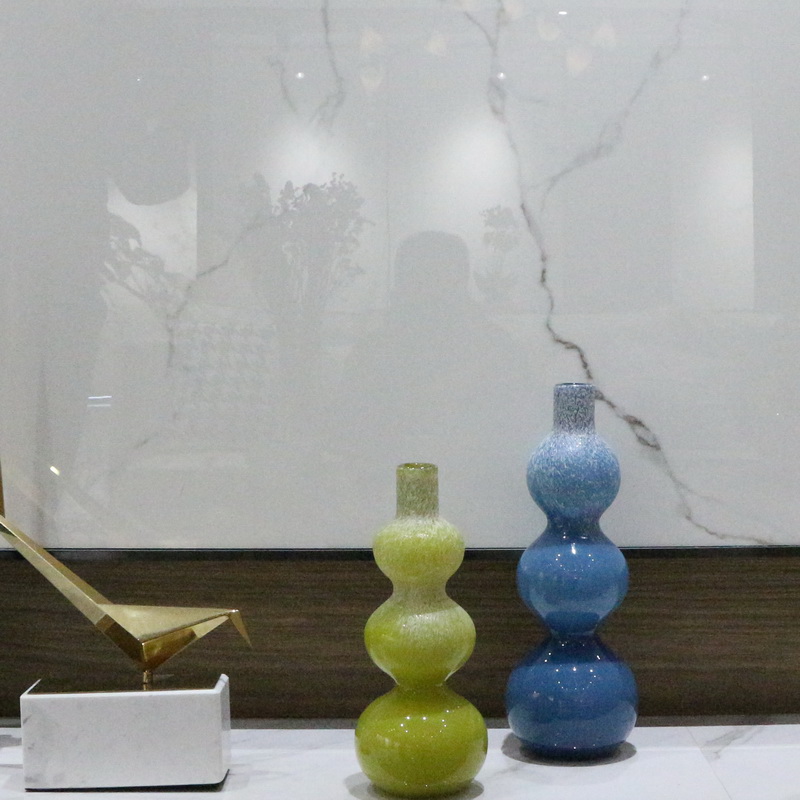 Handmade color glass vase