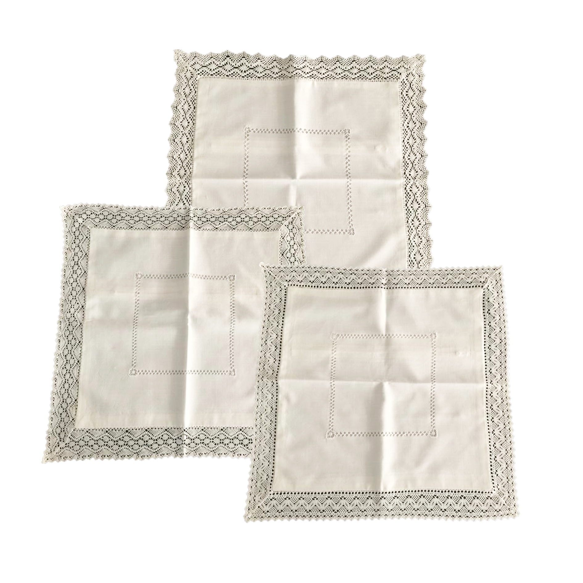 Polyester With Lace Drawwork Cushion Cover