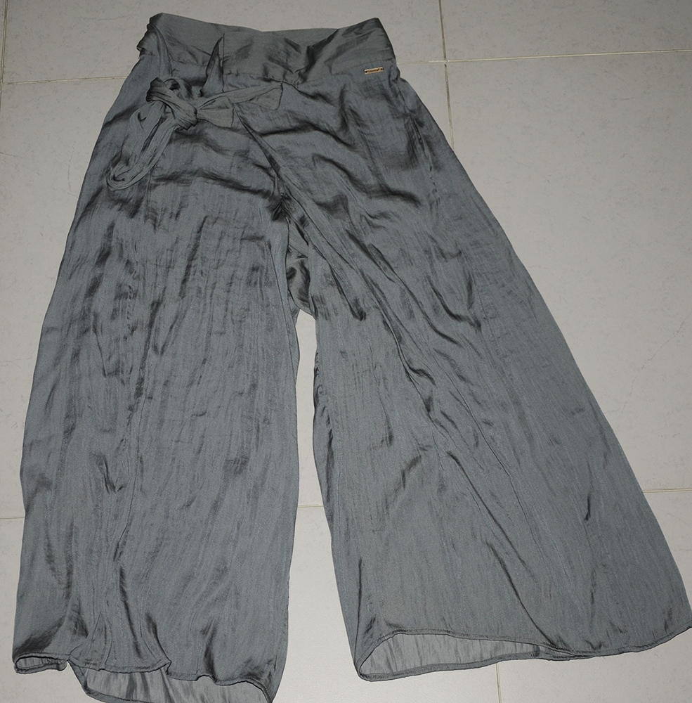 Women's skirt pants