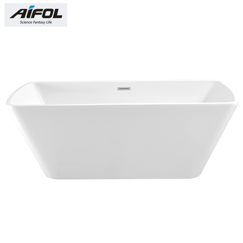 Free standing bathtub