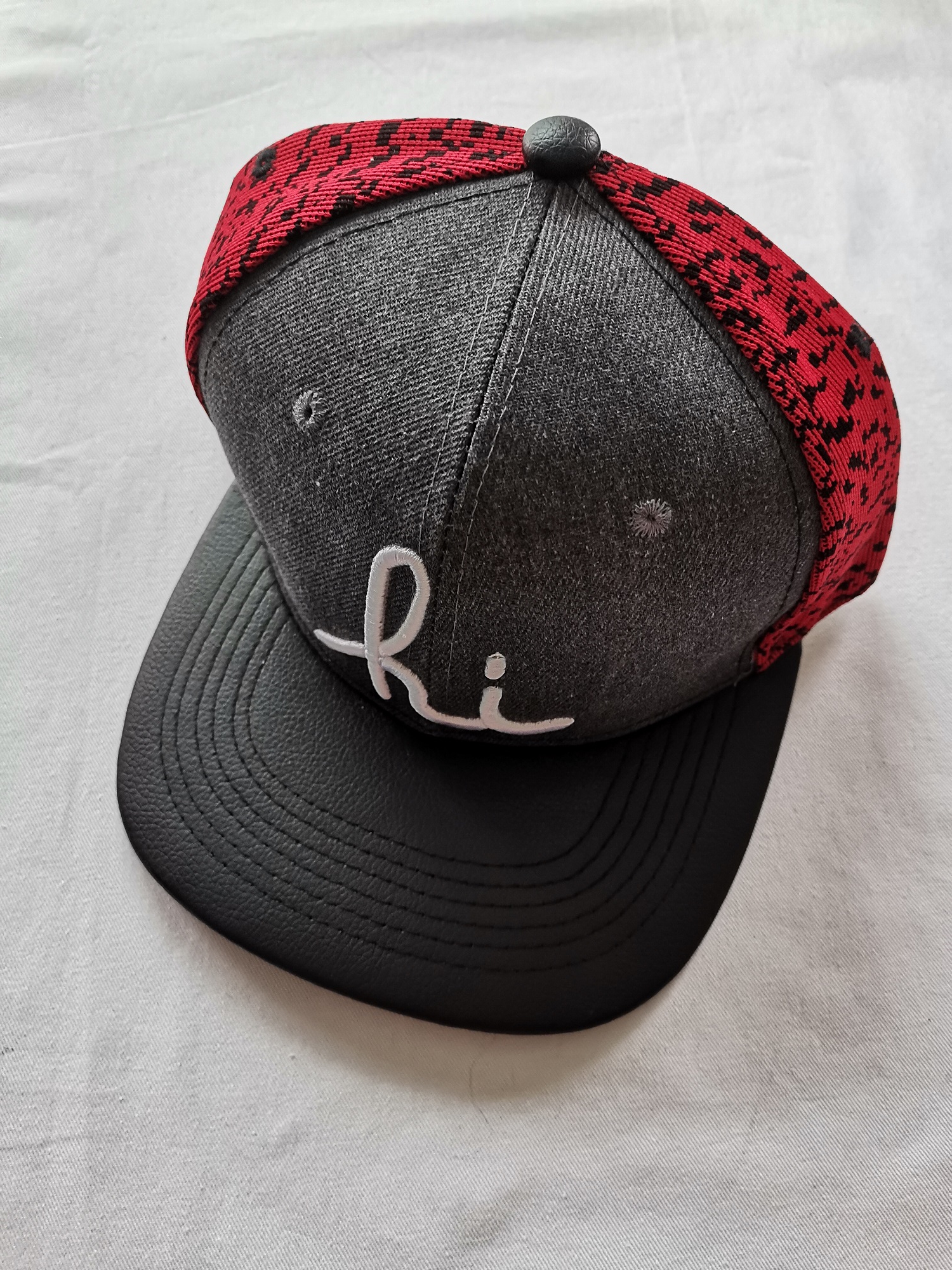 Baseball cap