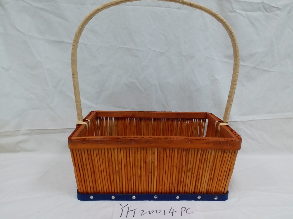 Gushi Yufeng Eco-friendly New Nice Design Wicker Gift Fruit Basket with handles