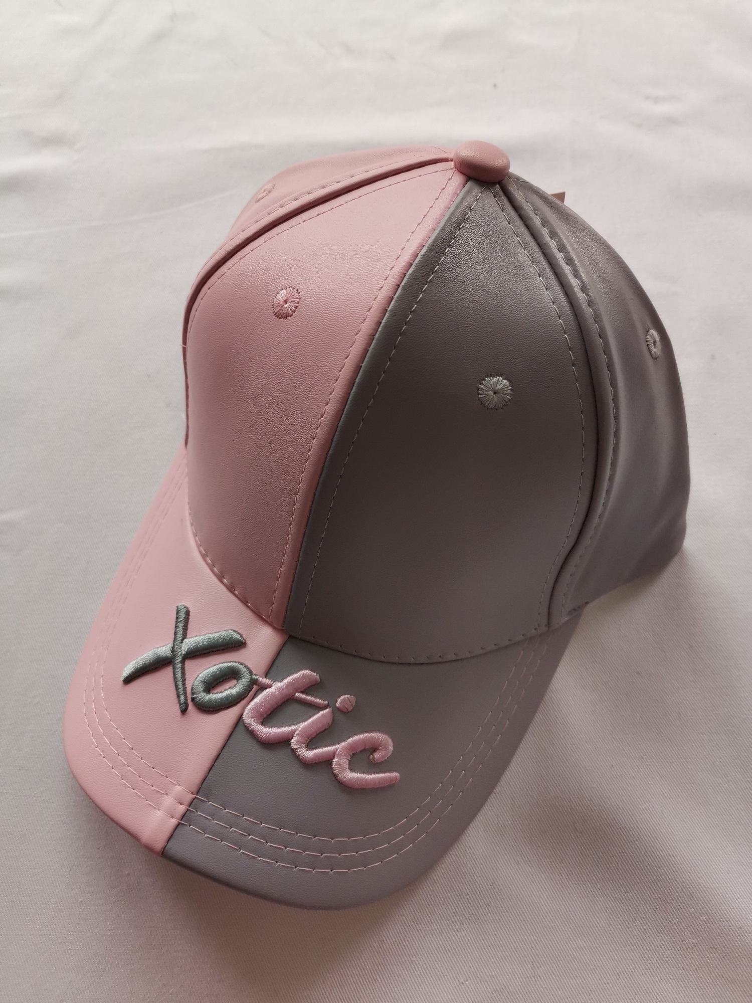 Baseball cap