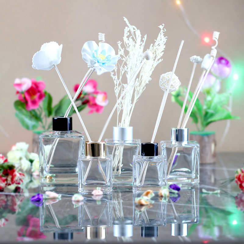 Diffuser glass bottle