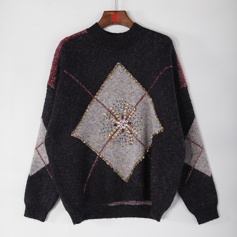 Ladies' knitting sweater