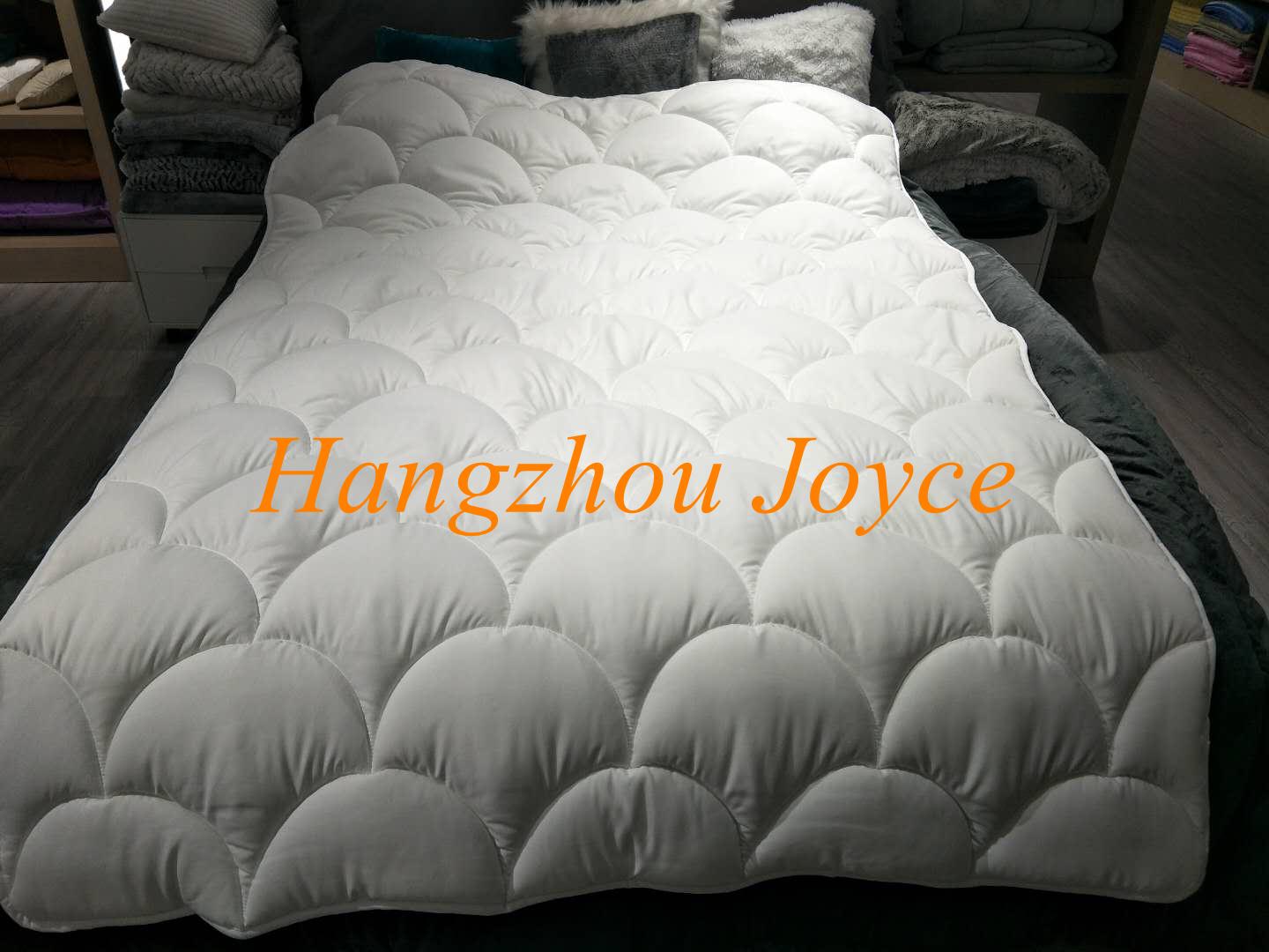 sweet-smelling quilt