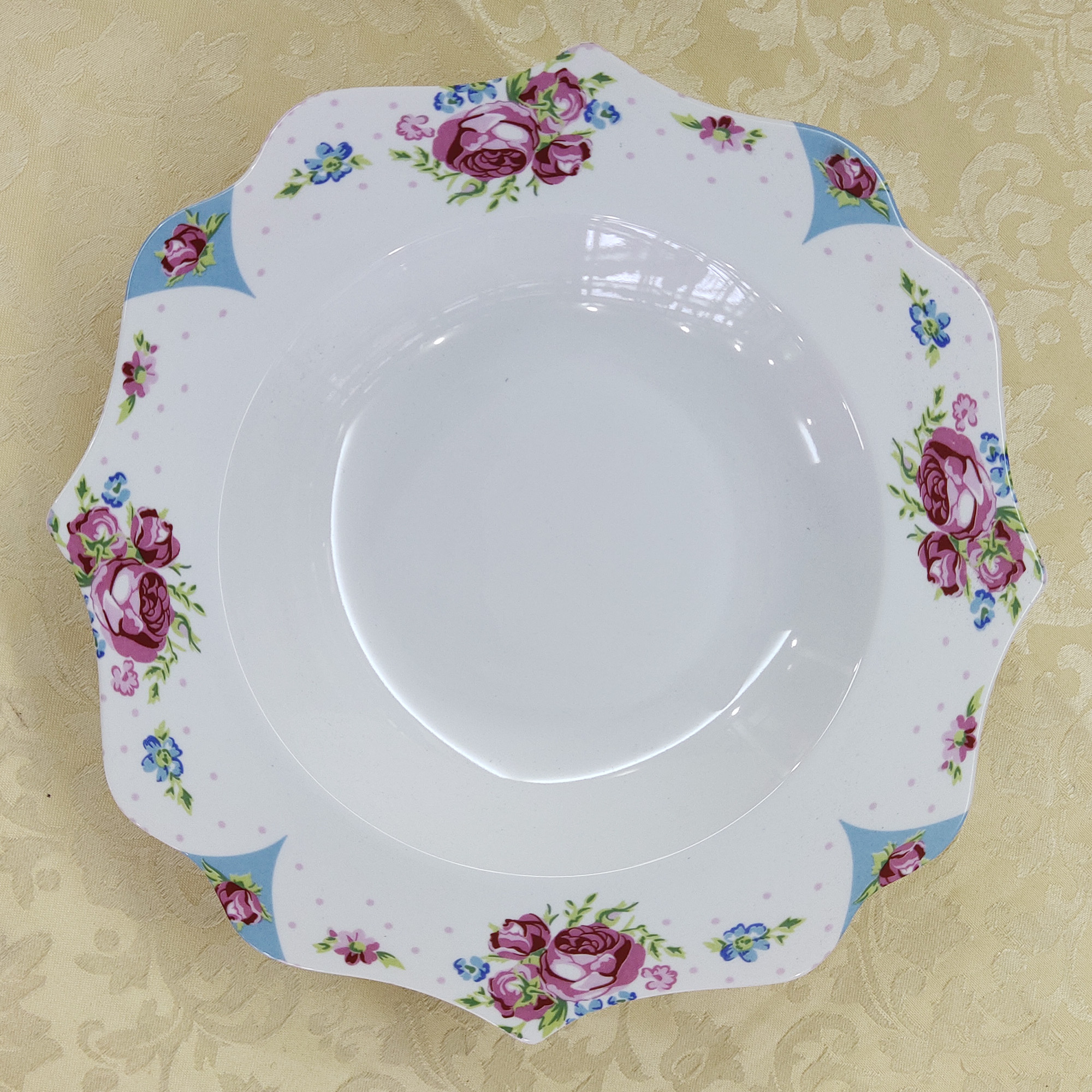 Bright future dinner set
