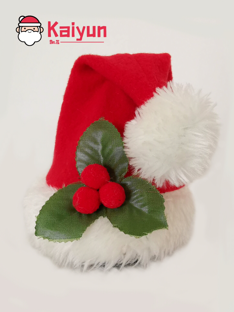Musical Dancing Santa Hat