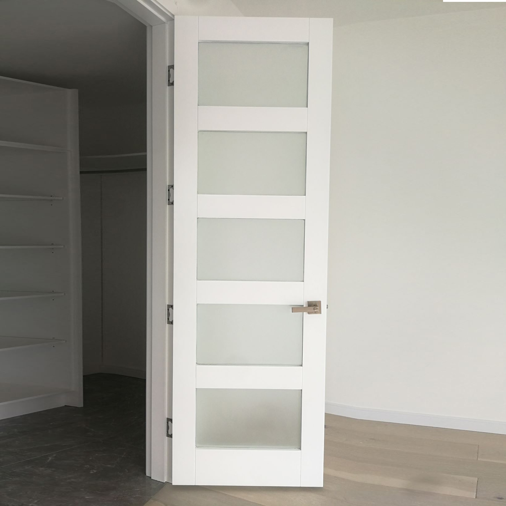 White 5 Panle Glass Shaker Door