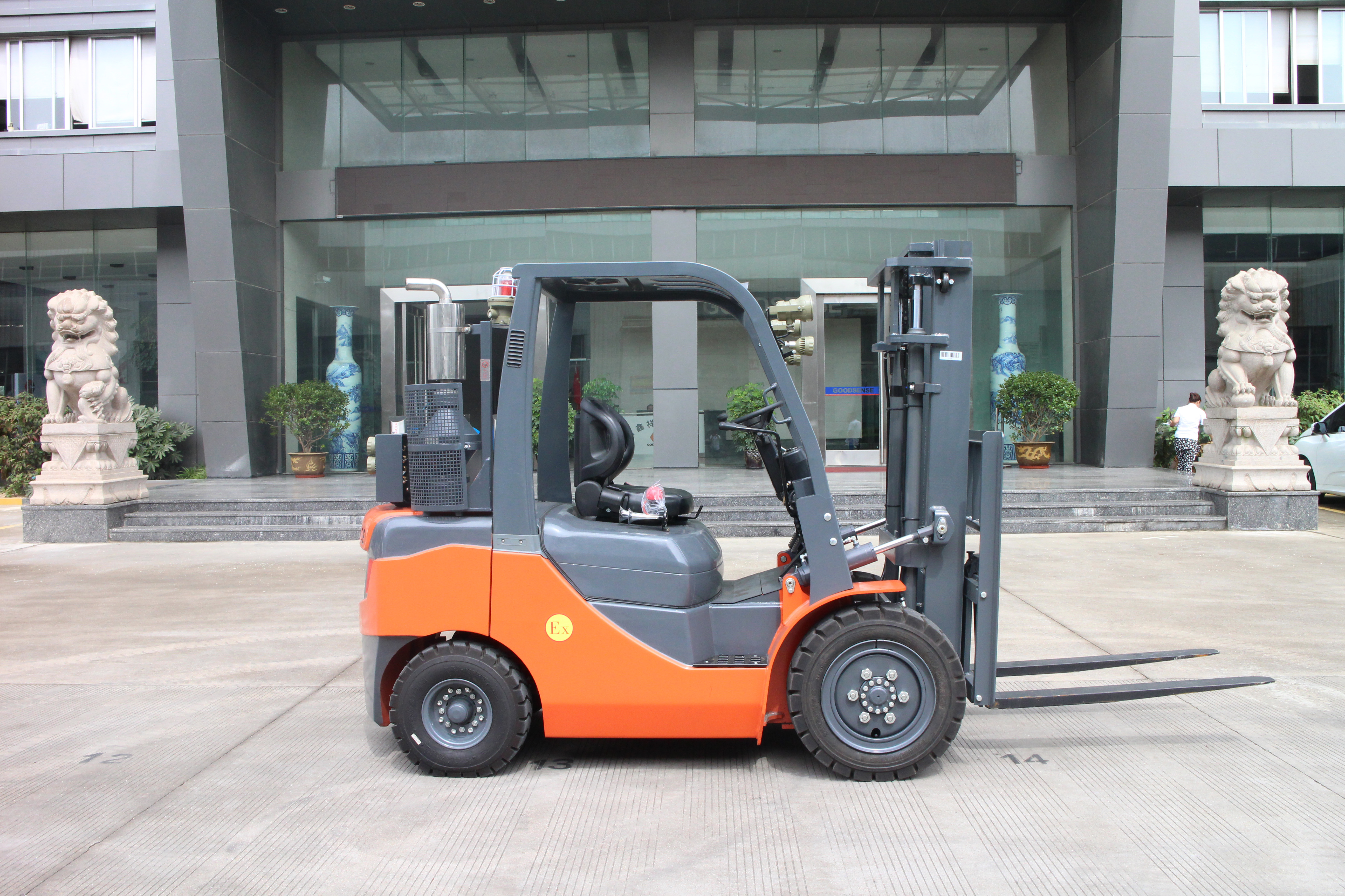 Zhejiang Goodsense Forklift Co.,ltd – Forklifts 3