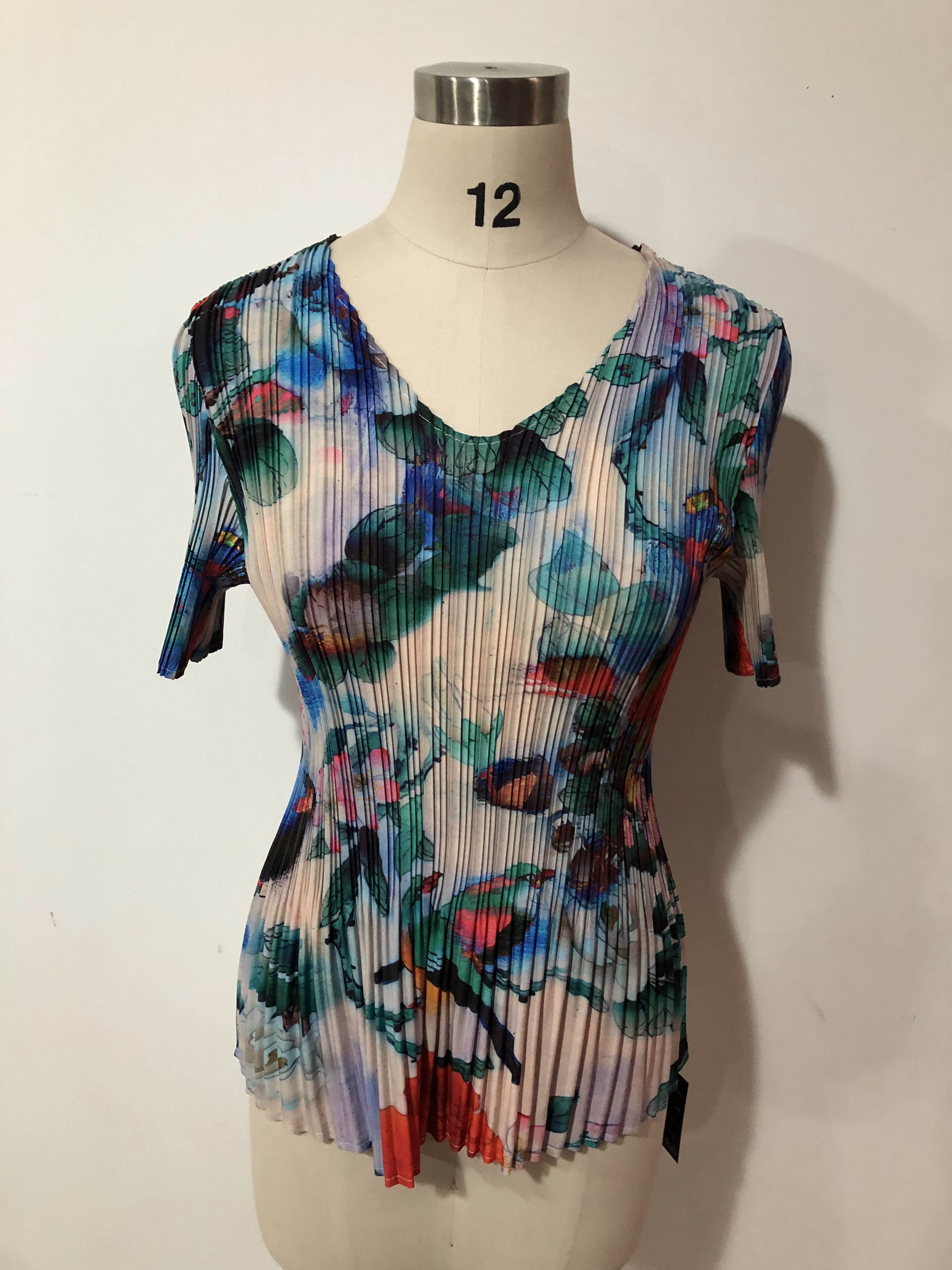 Ladies' Pleated Tops
