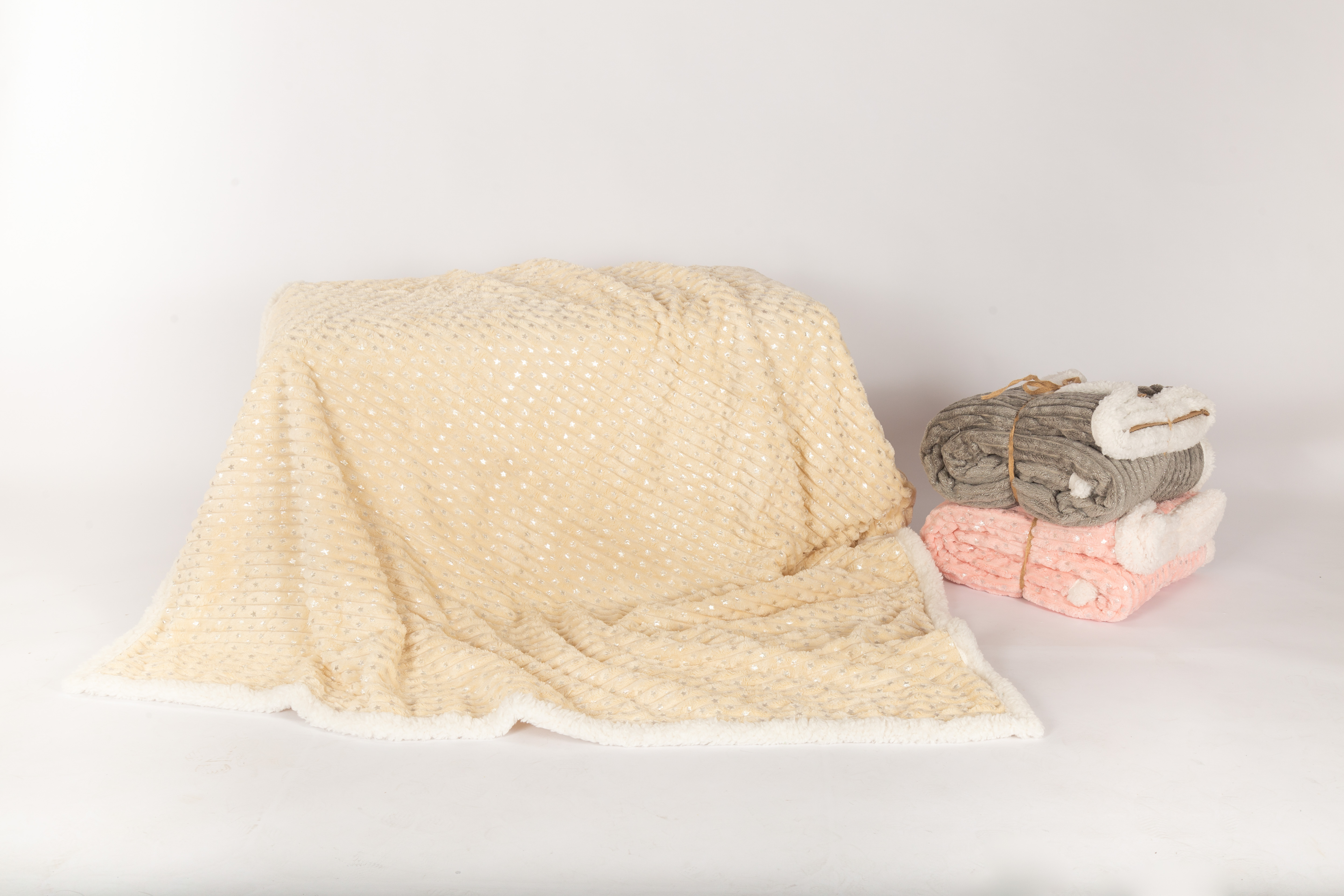 100% polyester jacquard strip cutting flannel with foil print blanket