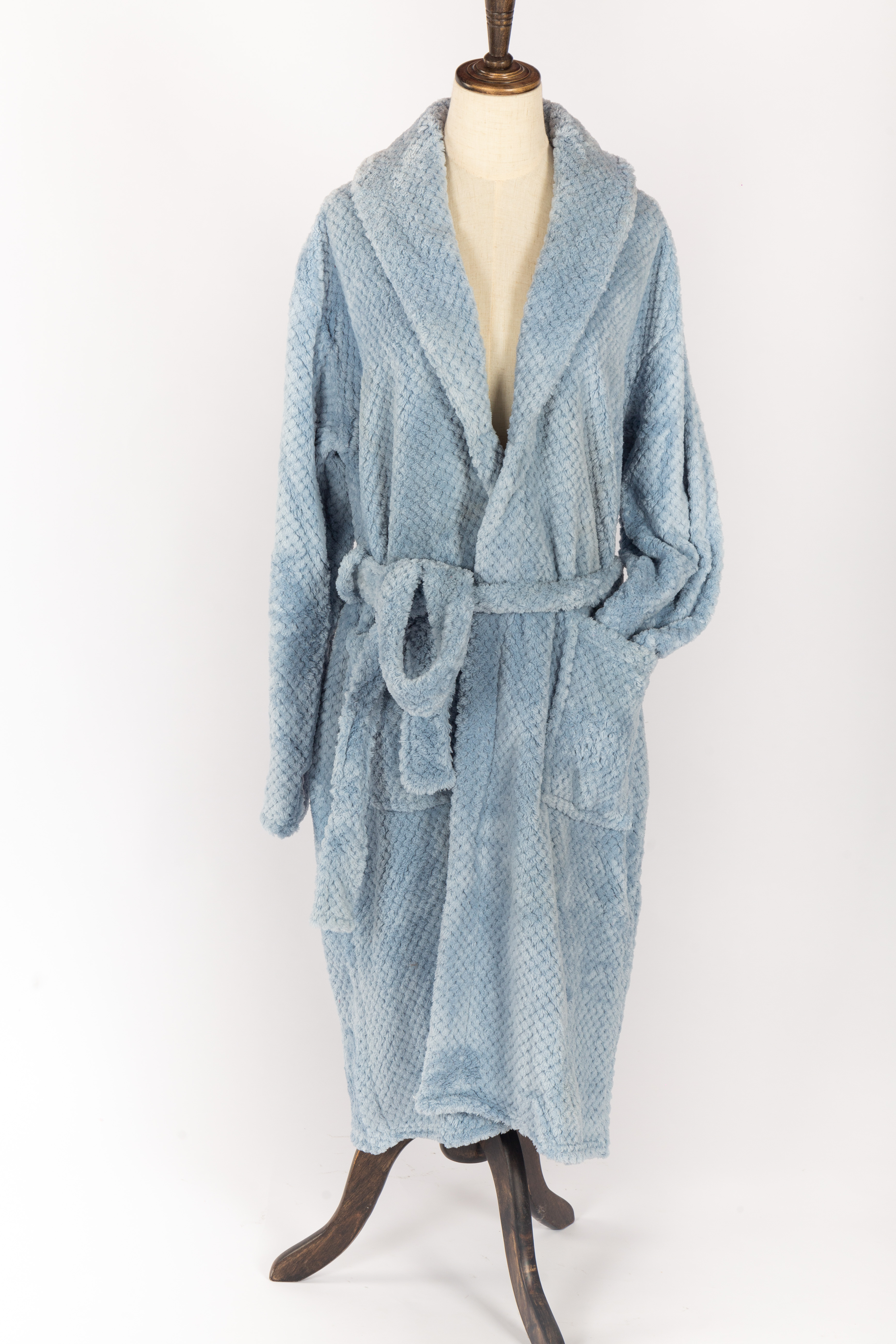 Solid coral fleece popcorn bathrobe