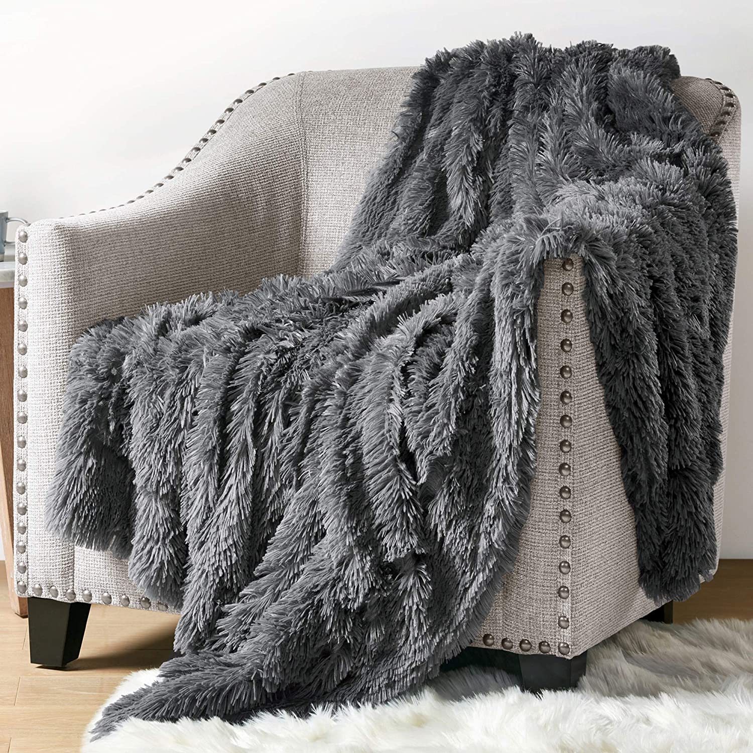 shaggy throw/rabbit fur
