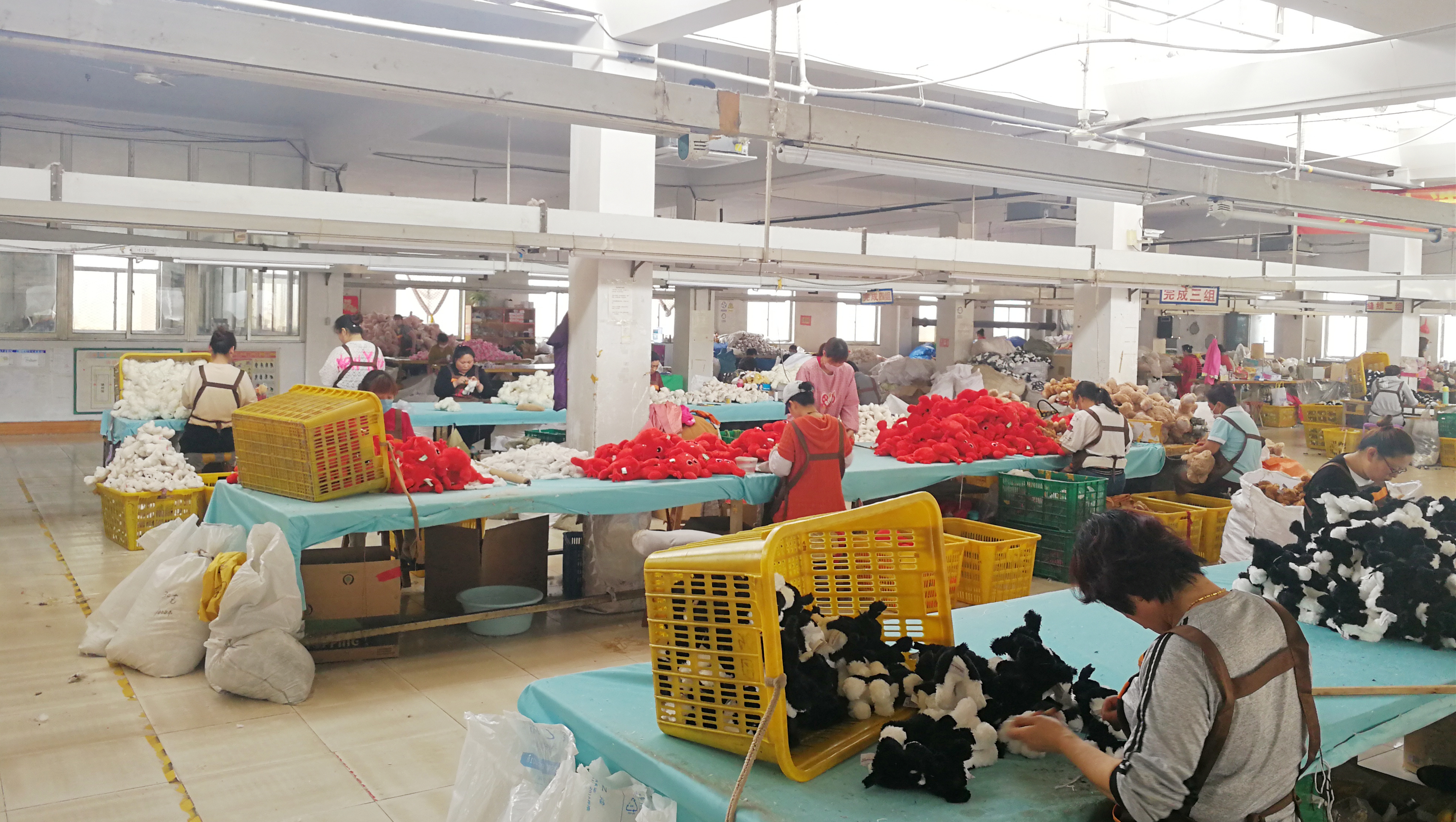 Qingdao Xitong Shuo Crafts Co., Ltd. – Christmas toys 3