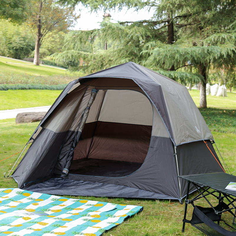 Camping tent