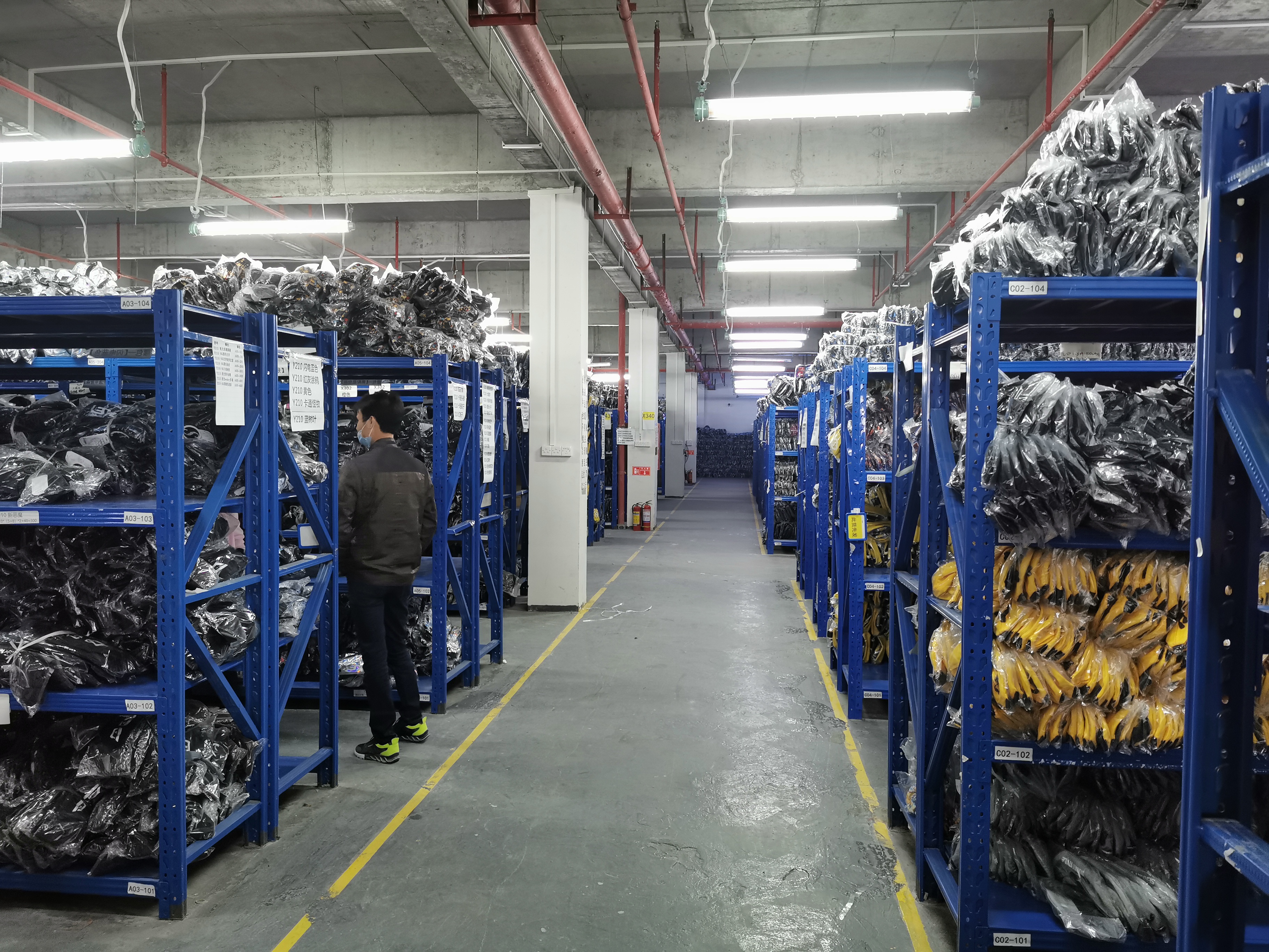 Yunnan Guopin Yayi Cultural Industry Development Co., Ltd. – Handbags 1