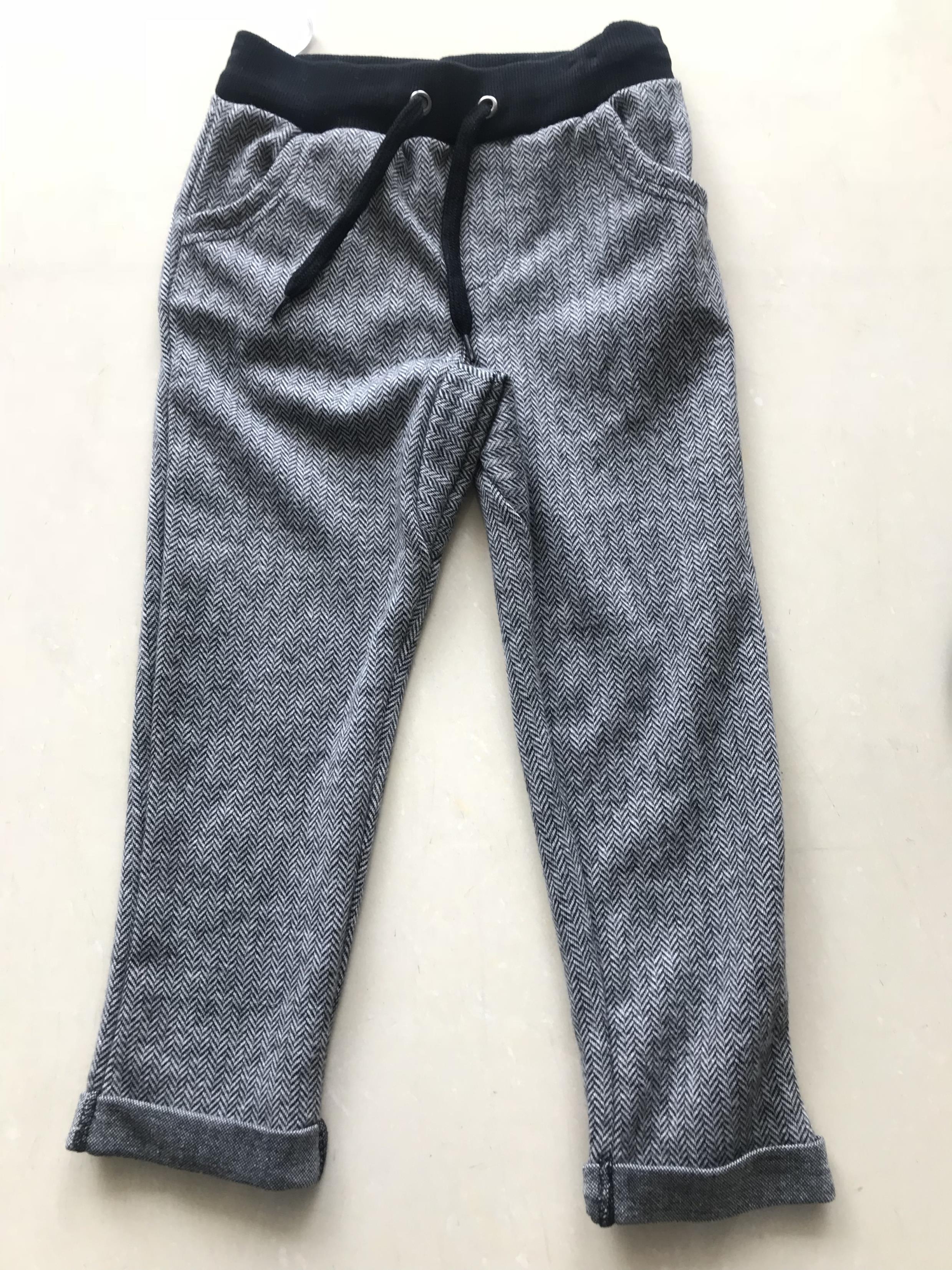 boy's trousers/pants