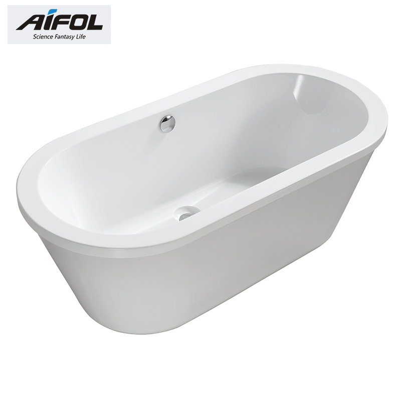Free standing bathtub
